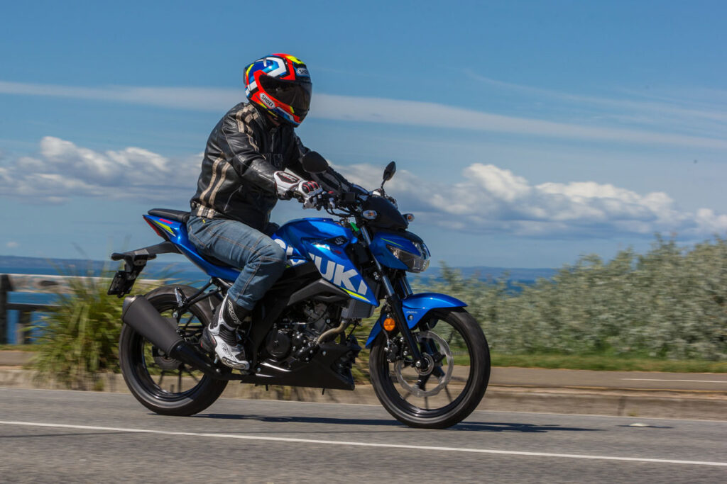 Consejos para conducir una moto por primera vez Suzuki Motos Perú